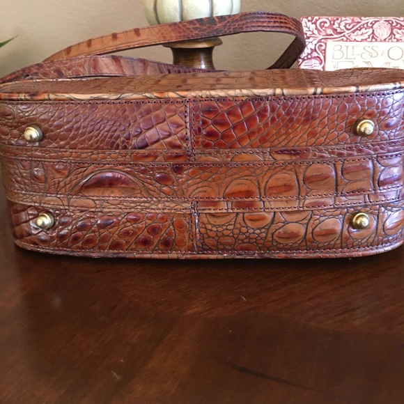 Brahim Crossbody Purse - Picture 6 of 8